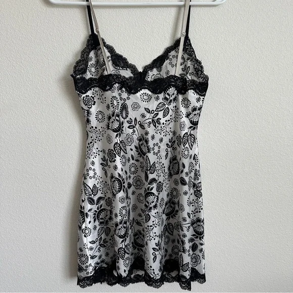 Victorias Secret y2k floral lace trim lingerie slip dress - Picture 6 of 6